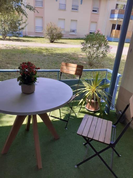 Mignon Appartement En Residence Avec Piscine Biscarrosse Exterior foto